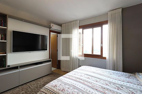 Apartamento à venda com 3 quartos, 118m² em Jardim Itu, Porto Alegre