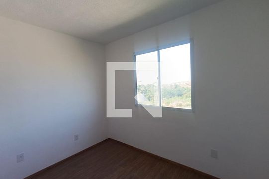 Quarto 1 de apartamento para alugar com 2 quartos, 46m² em Santa Amélia, Belford Roxo