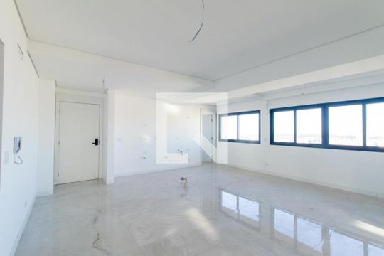 Sala/Cozinha de apartamento à venda com 2 quartos, 109m² em Água Verde, Curitiba