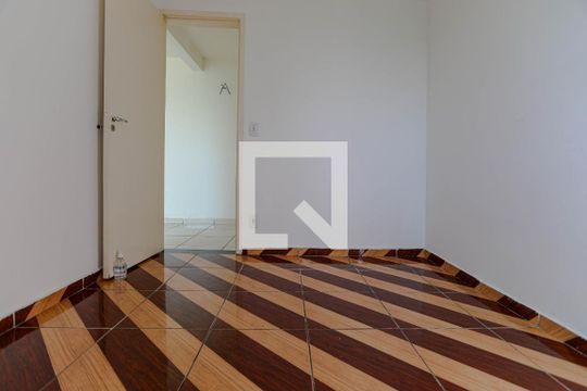 Quarto 1 de apartamento para alugar com 2 quartos, 53m² em Jundiapeba, Mogi das Cruzes