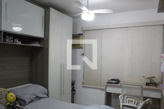 Suíte de apartamento à venda com 3 quartos, 90m² em Taquara, Rio de Janeiro