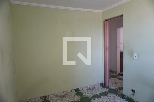 Quarto 1 de apartamento para alugar com 2 quartos, 48m² em Jardim Santa Etelvina, São Paulo