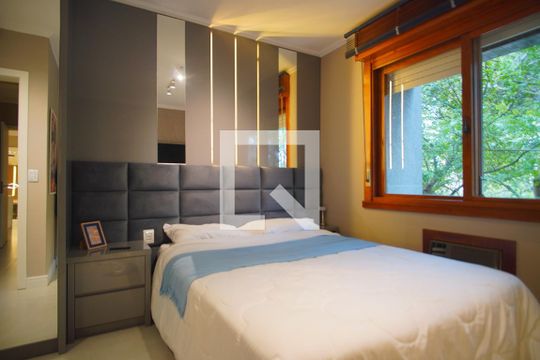 Suíte de apartamento à venda com 3 quartos, 100m² em Bela Vista, Porto Alegre