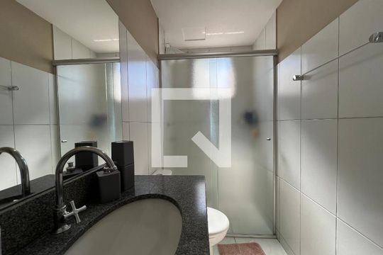Banheiro Social de apartamento à venda com 2 quartos, 55m² em Castelo, Belo Horizonte