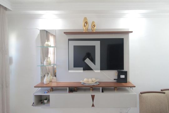 Sala de apartamento à venda com 2 quartos, 46m² em Vila Cloris, Belo Horizonte