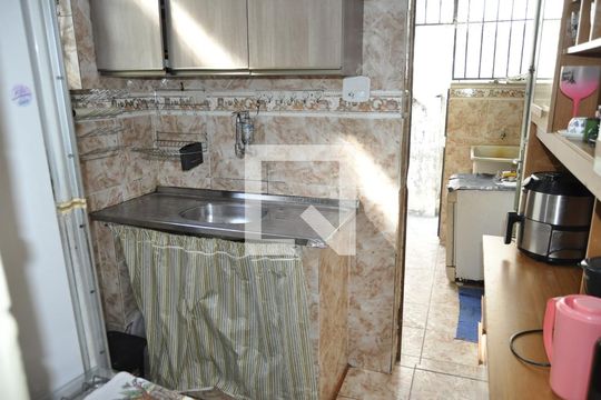 Cozinha de apartamento para alugar com 1 quarto, 40m² em Engenho Novo, Rio de Janeiro