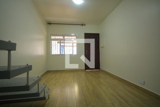 Sala de casa para alugar com 2 quartos, 105m² em Ferrazópolis, São Bernardo do Campo