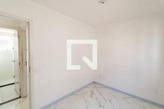 Quarto de apartamento para alugar com 2 quartos, 44m² em Campo Novo, Porto Alegre