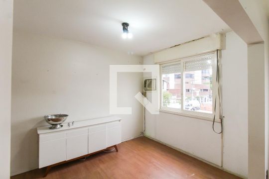 Sala de apartamento à venda com 2 quartos, 93m² em Centro, Canoas