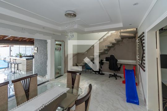Sala de Jantar de casa à venda com 3 quartos, 193m² em Jardim Macarenko, Sumaré