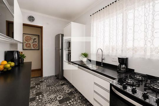 Cozinha de apartamento à venda com 2 quartos, 65m² em Vila Yara, Osasco
