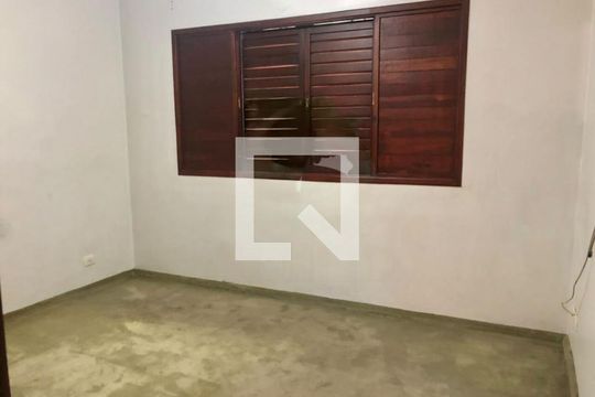 Casa à venda com 2 quartos, 221m² em Parque Jabaquara, São Paulo