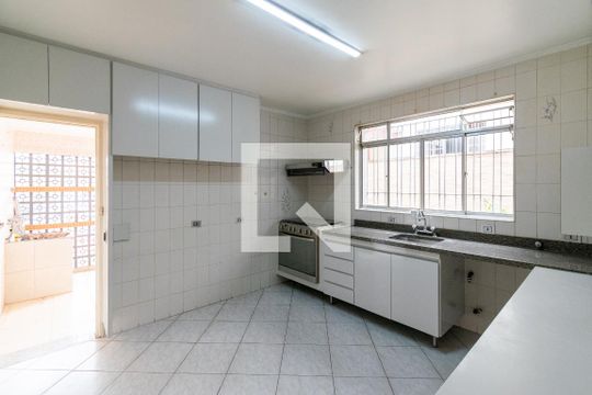 Cozinha de casa à venda com 2 quartos, 221m² em Parque Jabaquara, São Paulo