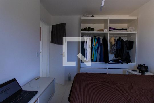Quarto 1 de apartamento para alugar com 2 quartos, 55m² em Jardim Rio das Pedras, Cotia