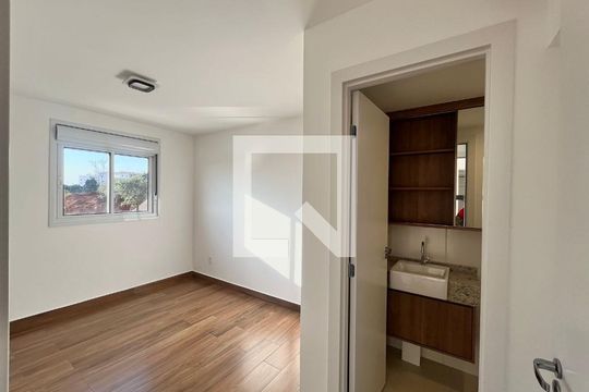 Suíte de apartamento para alugar com 3 quartos, 73m² em Loteamento Residencial Vila Bella Dom Pedro, Campinas