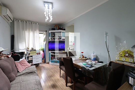 Apartamento à venda com 2 quartos, 56m² em Sarandi, Porto Alegre