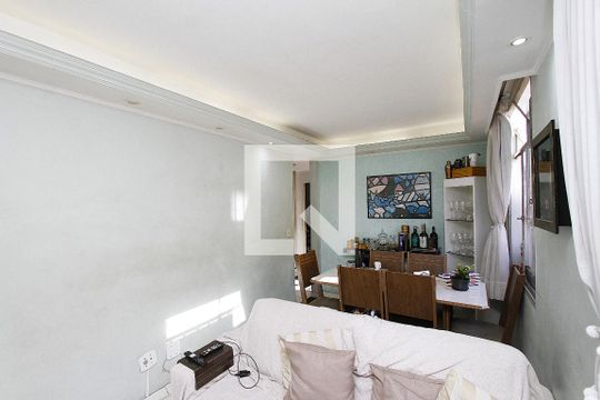 Sala de apartamento à venda com 2 quartos, 64m² em Carlos Prates, Belo Horizonte