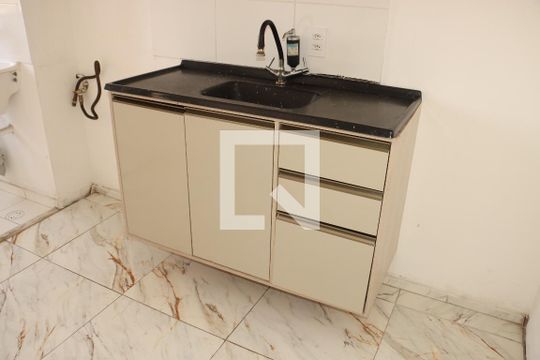 Apartamento para alugar com 2 quartos, 39m² em Cidade Satelite Santa Barbara, São Paulo