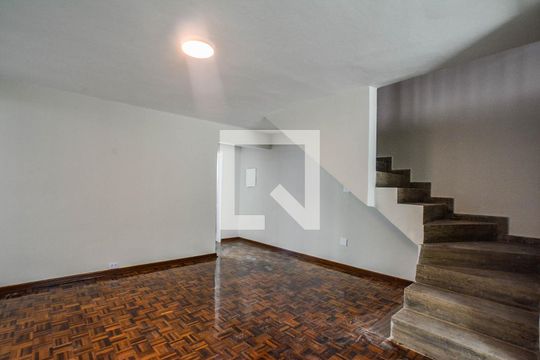 Sala 1 de casa para alugar com 3 quartos, 350m² em Campestre, Santo André