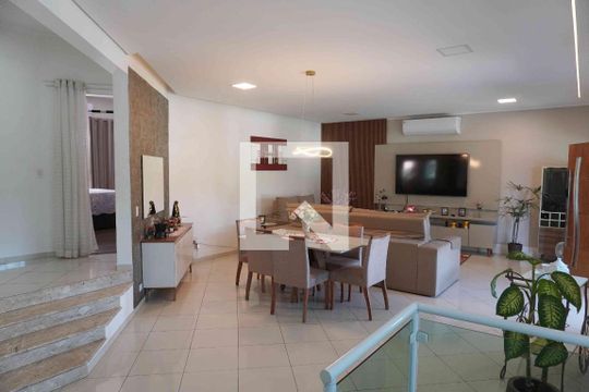 Sala de Jantar de casa de condomínio à venda com 3 quartos, 404m² em Tarumã, Barueri