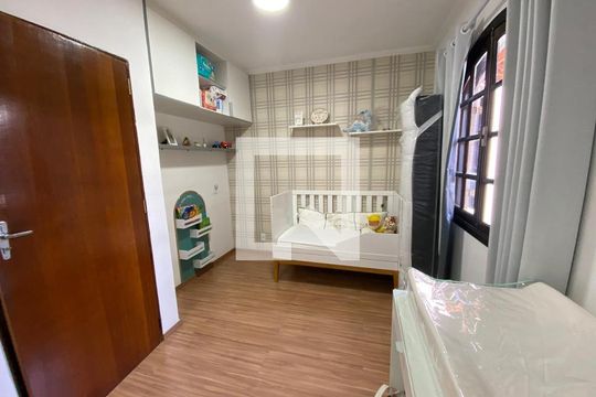 Quarto de casa para alugar com 2 quartos, 213m² em Parque Erasmo Assunção, Santo André