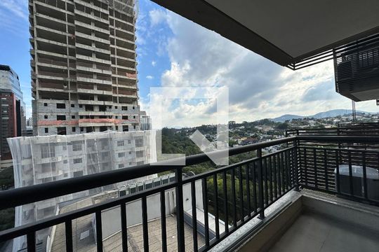 Varanda da Sala de apartamento à venda com 1 quarto, 43m² em Empresarial 18 do Forte, Barueri