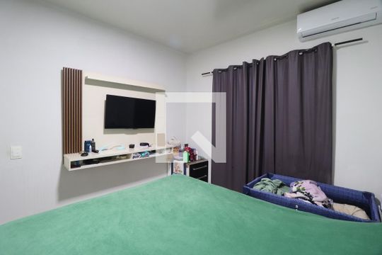 Quarto 2 de apartamento para alugar com 3 quartos, 69m² em Santa Mônica, Uberlândia