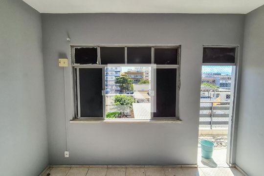 Sala de apartamento para alugar com 3 quartos, 85m² em Ramos, Rio de Janeiro