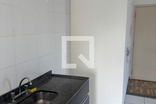 Apartamento à venda com 3 quartos, 68m² em Vila Barros, Barueri