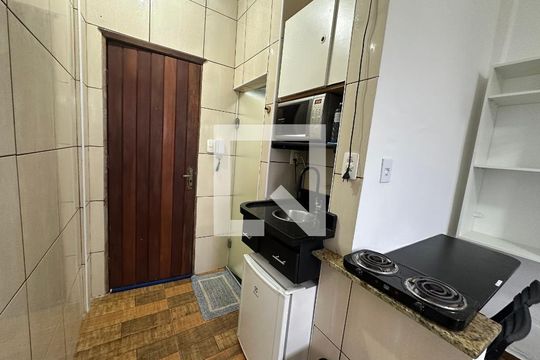 Kitnet de apartamento para alugar com 1 quarto, 15m² em Itararé, São Vicente
