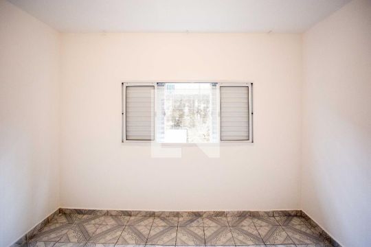 Quarto de casa para alugar com 1 quarto, 80m² em Centro, Diadema