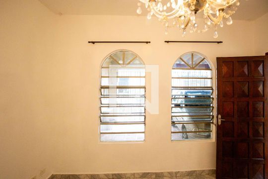 Sala de casa para alugar com 1 quarto, 80m² em Centro, Diadema