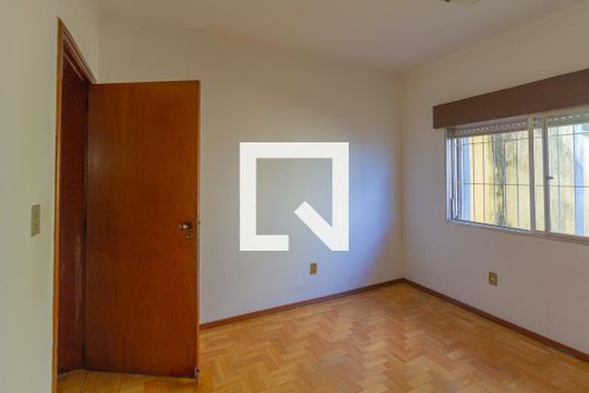 Casa para alugar com 4 quartos, 300m² em Estância Velha, Canoas