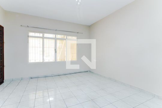 Casa para alugar com 2 quartos, 147m² em Vila Galvão, Guarulhos