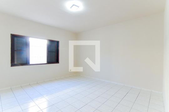 Quarto 2 de casa para alugar com 2 quartos, 147m² em Vila Galvão, Guarulhos