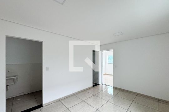 Sala /Cozinha  de apartamento para alugar com 1 quarto, 54m² em Jardim Silvina, São Bernardo do Campo
