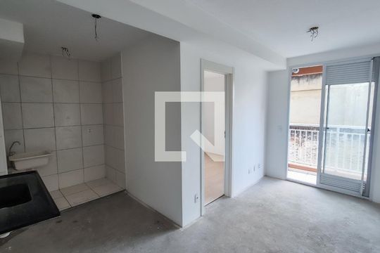 Sala de apartamento para alugar com 2 quartos, 38m² em Bonsucesso, Rio de Janeiro