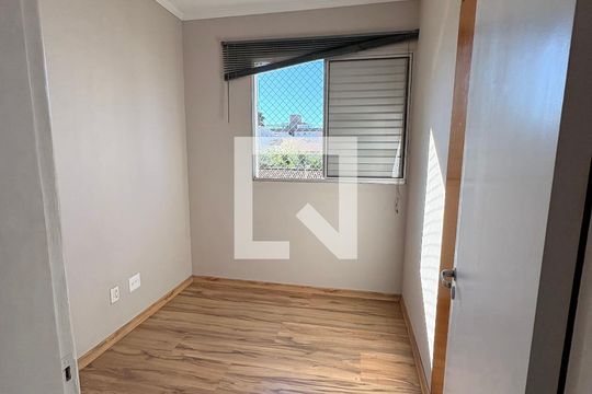Quarto de apartamento à venda com 3 quartos, 105m² em Santa Amelia, Belo Horizonte