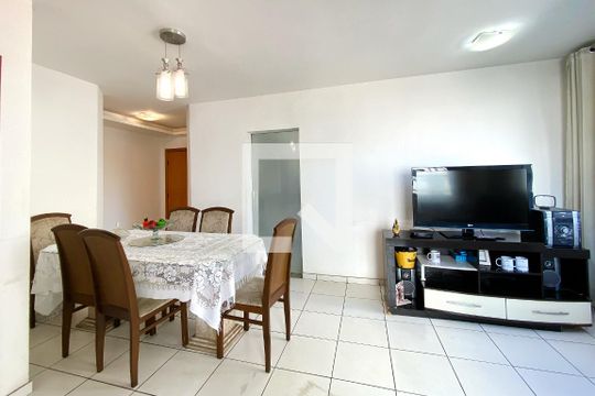 Sala de apartamento à venda com 3 quartos, 84m² em Manacás, Belo Horizonte