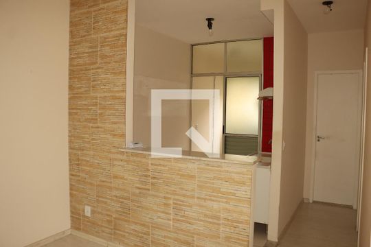 Sala de apartamento à venda com 2 quartos, 49m² em Vila Antonieta, São Paulo