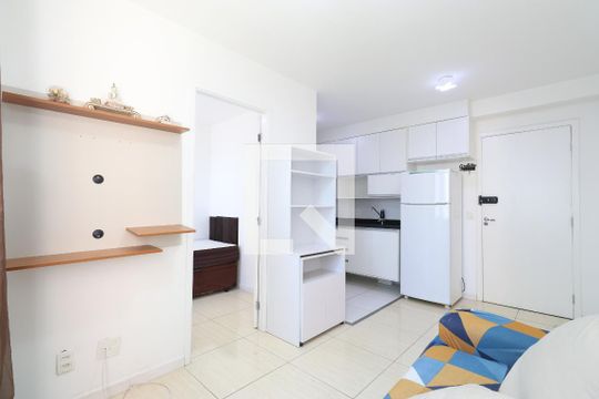 Sala/Cozinha/Área de serviço  de apartamento para alugar com 2 quartos, 53m² em Barra Funda, São Paulo