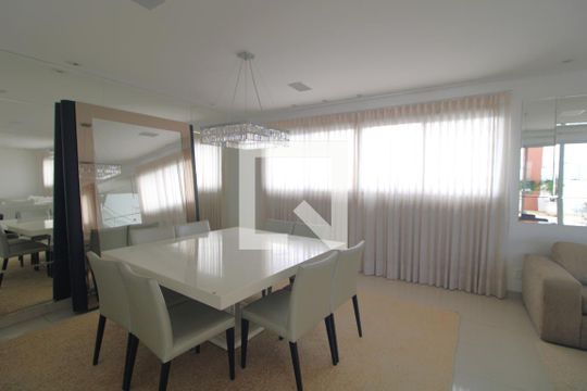 Sala de apartamento para alugar com 3 quartos, 304m² em Vila Sofia, São Paulo