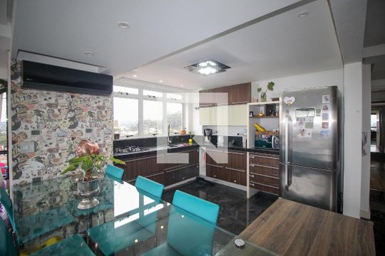 Sala/Cozinha de apartamento à venda com 4 quartos, 240m² em Jardim Itu, Porto Alegre