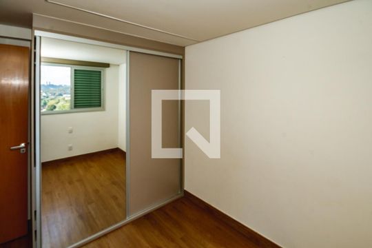 Apartamento à venda com 4 quartos, 130m² em Liberdade, Belo Horizonte