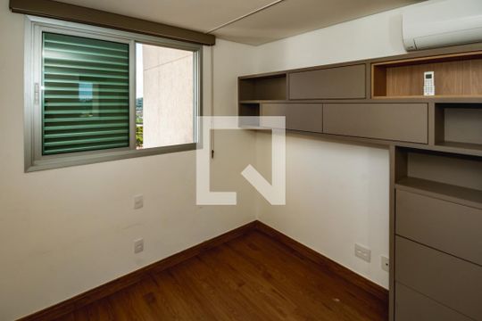Apartamento à venda com 4 quartos, 130m² em Liberdade, Belo Horizonte