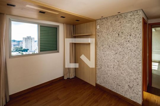 Apartamento à venda com 4 quartos, 130m² em Liberdade, Belo Horizonte