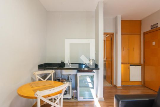 Studio de kitnet/studio para alugar com 1 quarto, 30m² em Jardim Paulista, São Paulo