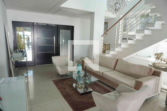 Entrada de casa de condomínio à venda com 3 quartos, 350m² em Alphaville, Santana de Parnaíba