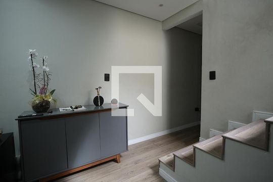 Sala de casa à venda com 3 quartos, 180m² em Vila Linda, Santo André