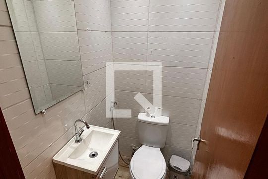 Lavabo  de casa de condomínio à venda com 3 quartos, 110m² em Parque Fernao Dias, Barueri